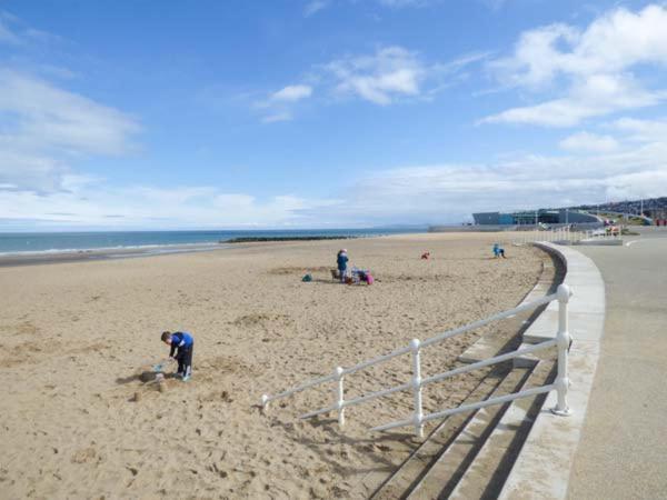 Вілла Bwthyn Y Wennol Llanddulas Екстер'єр фото